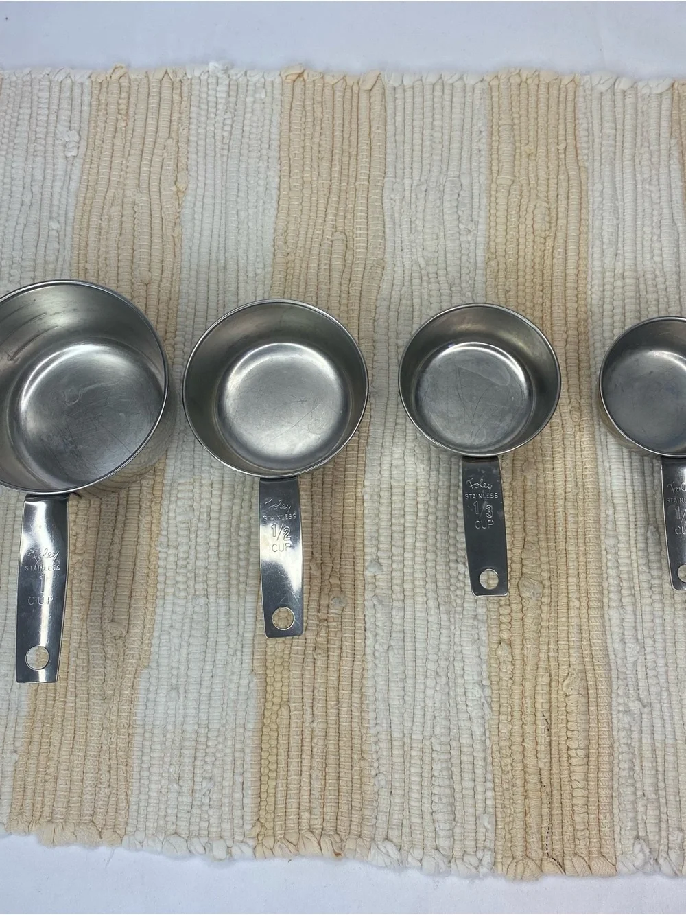 VTG FOLEY SCRIPT 4 PIECE STAINLESS MEASURING CUP SET 1/4 1/3 1/2 1 CUP w/SPOUT